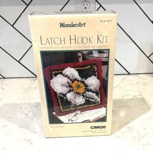New Old Stock Wonder Art Latch Hook Kit Caron Magnolia #4671 New In Box 70s 80s
